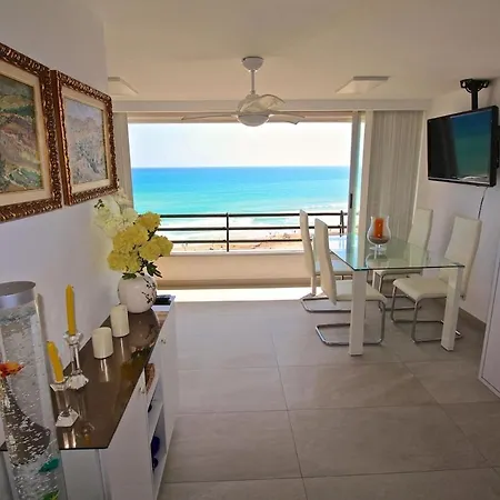 First Line Muchavista & Pool El Campello